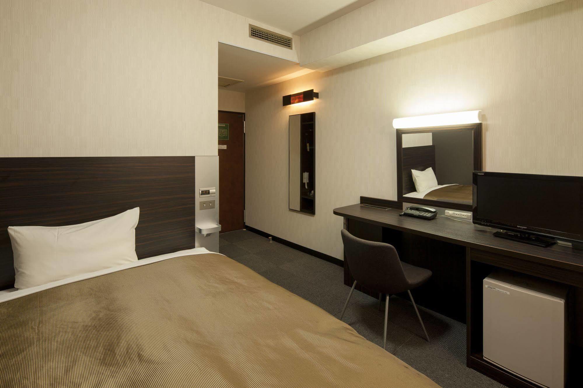 Osaka City Hotel Kyobashi Kültér fotó